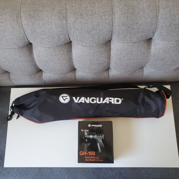 Vanguard Alta Pro 263AT + GH-100 Pistol Grip Ball Head - Picture 4 of 16